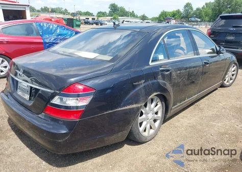 2008 Mercedes-Benz S 550 z USA, uszkodzony, nr VIN WDDNG71X38A209699